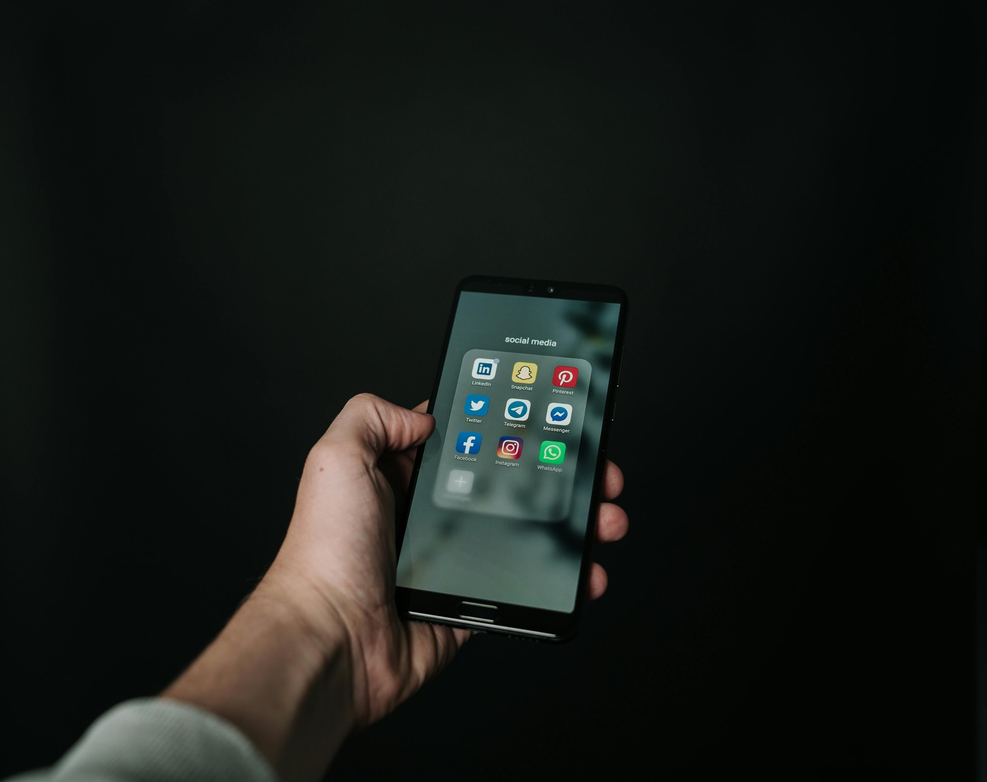 Social media manager téléphone